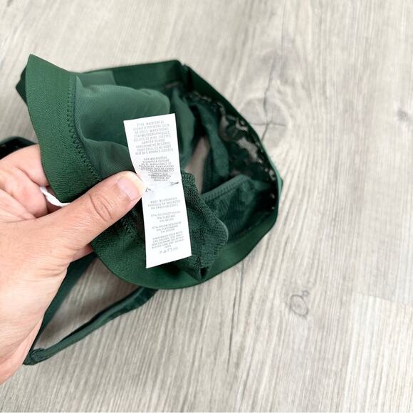 SMOOTHEZ Lace Plunging Neck Bralette Forest Green NWT size small - Picture 6 of 6